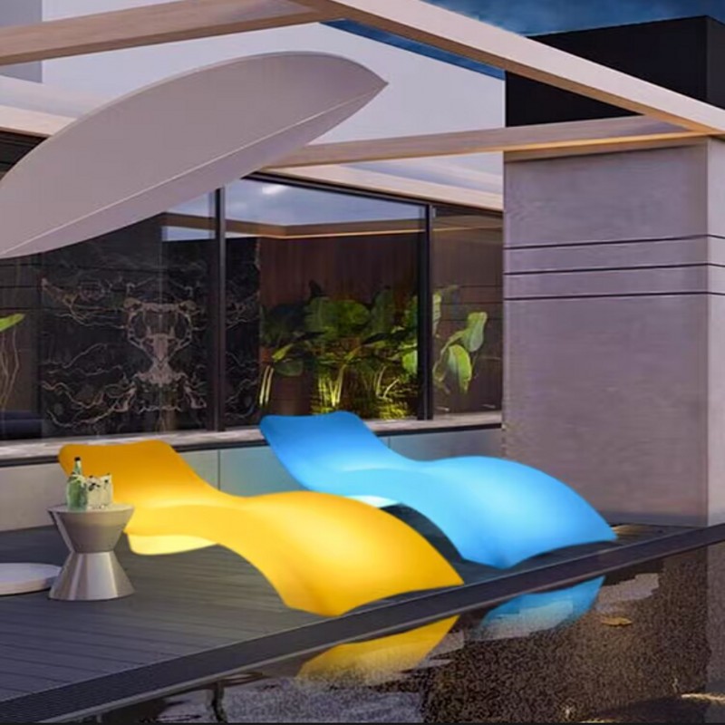 كرسي استرخاء خارجي يعمل بالطاق - مراجعة Outdoor Power Recliner وسعره